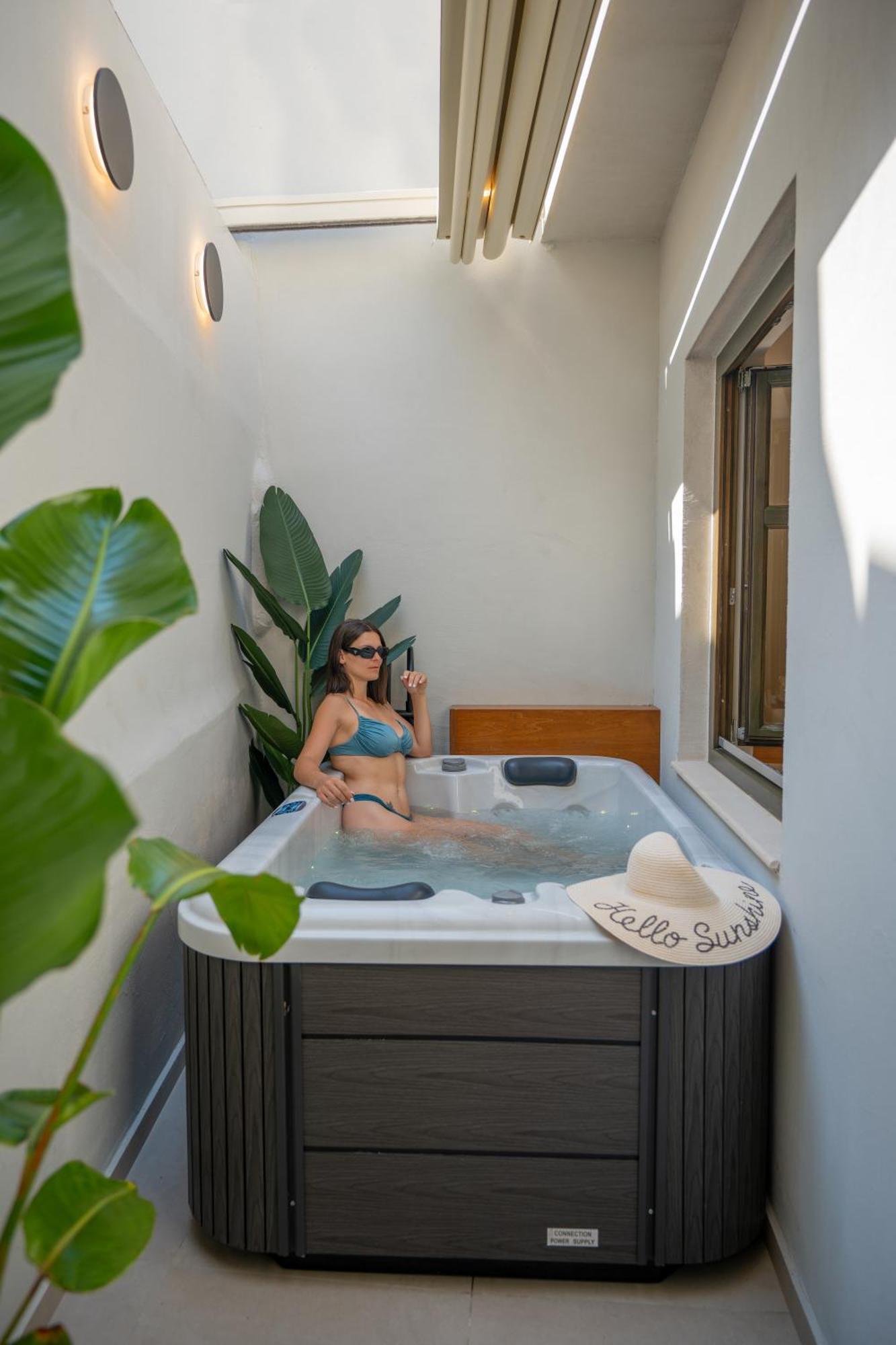 Rettimo Suites, Experience Luxury In The Heart Of Rethymno Eksteriør billede